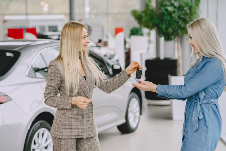 Leasing gegen Kauf: Was ist 2025 die bessere Wahl für Sie?